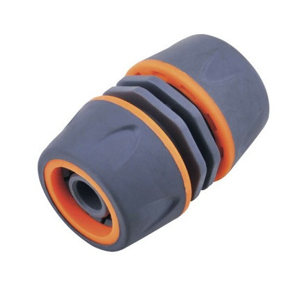 20848   Муфта-соединитель 1/2"-1/2" обрезинен.корпус BELAMOS YM5808E