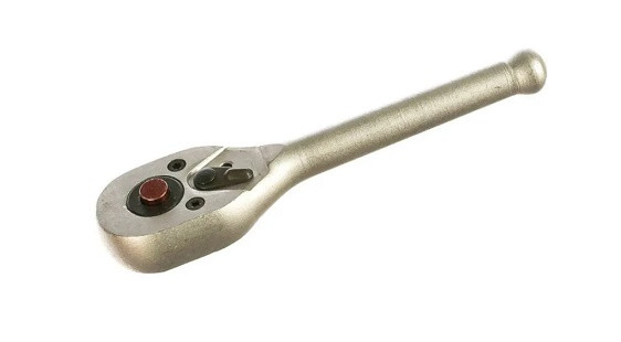 52502      Ключ-трещотка 1/4" х115мм укороч.с крвадр. 8град. АВТОДЕЛО <39767>