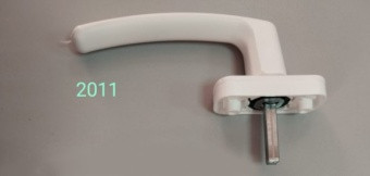61672   Ручка оконная пластик WindorPro с винтами 2011, штифт 35 мм, белая 00014774